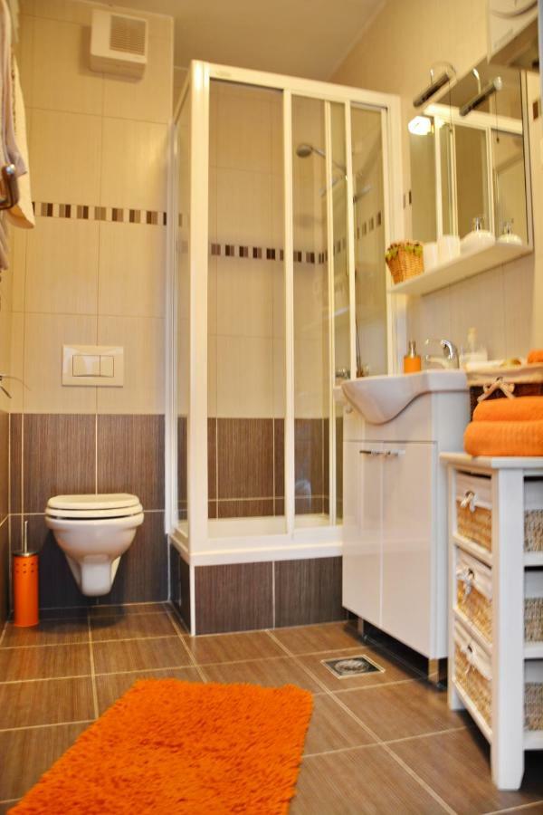Apartment Vacation In Zadar - Mirna Exterior photo